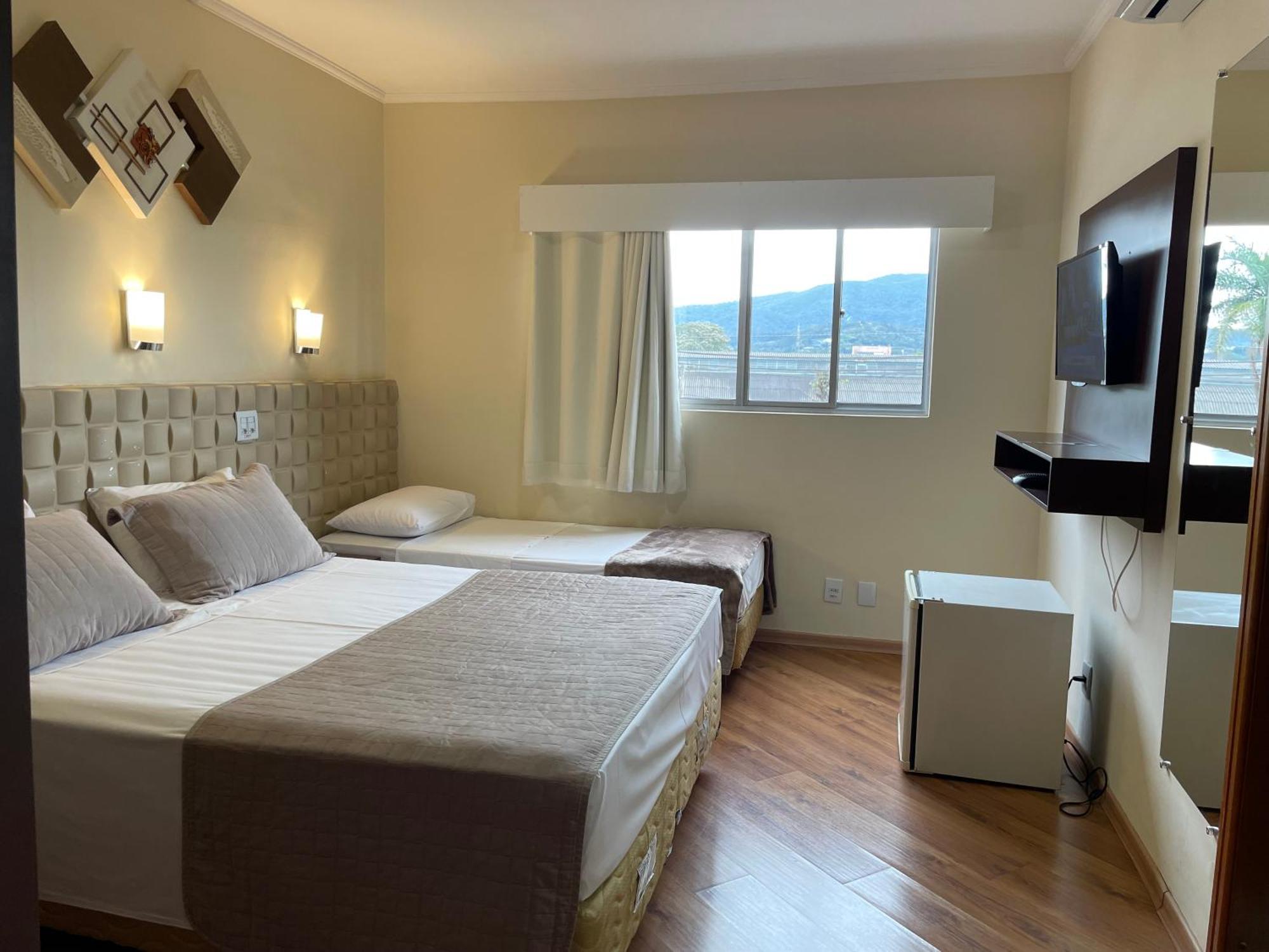 Hotel Marbor 무지다스크루제스 외부 사진