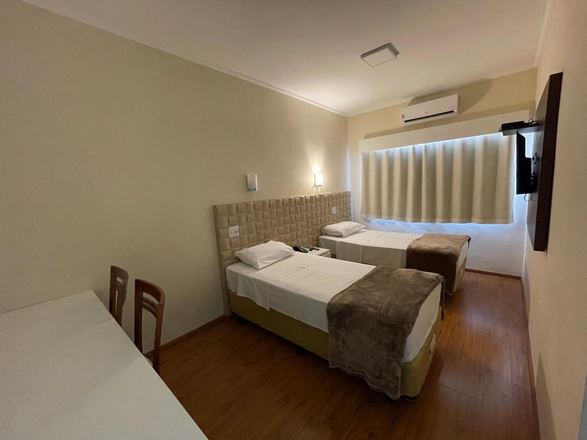 Hotel Marbor 무지다스크루제스 외부 사진